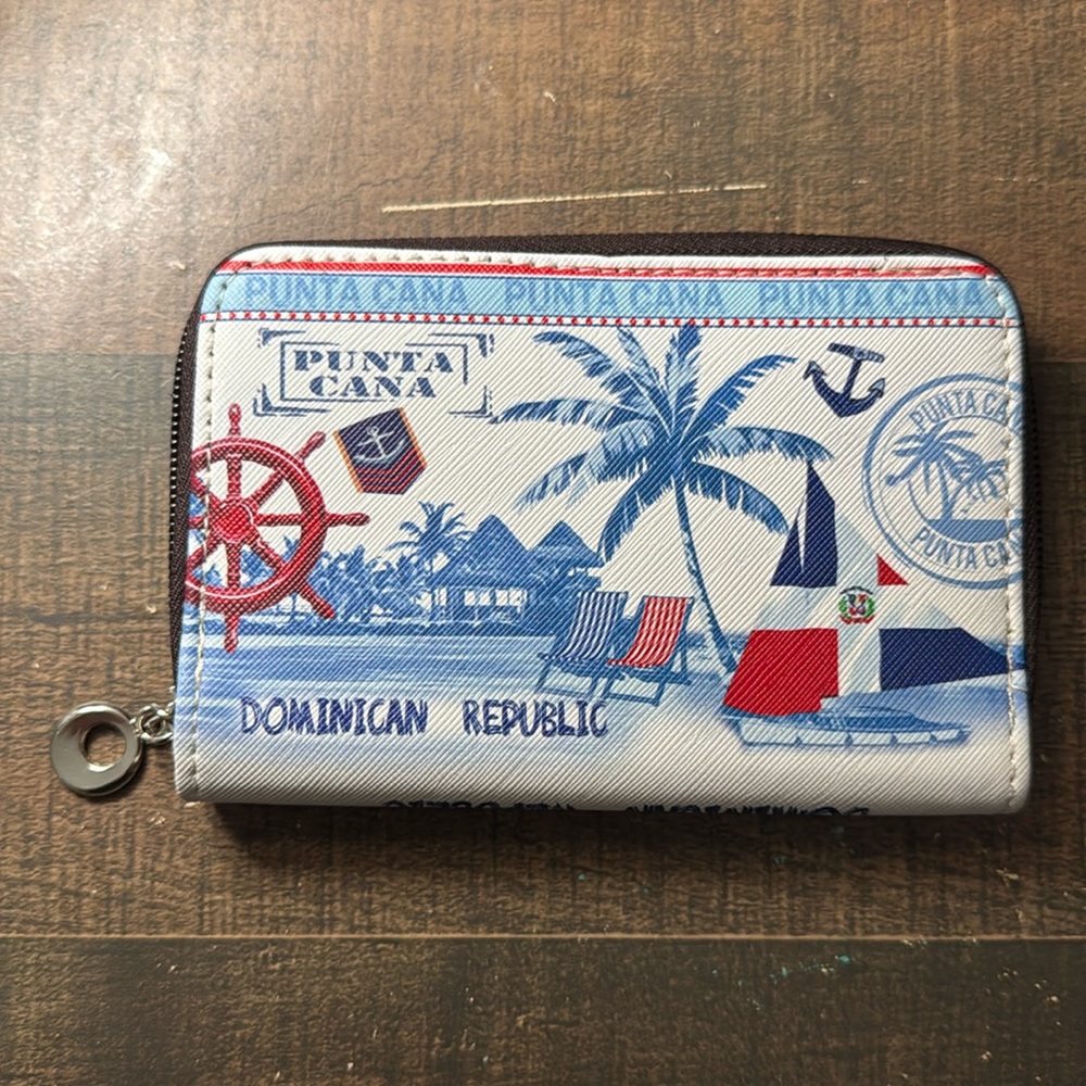 DOMINICAN REPUBLIC PUNTA CANA WOMEN’S ZIPPER WALLET